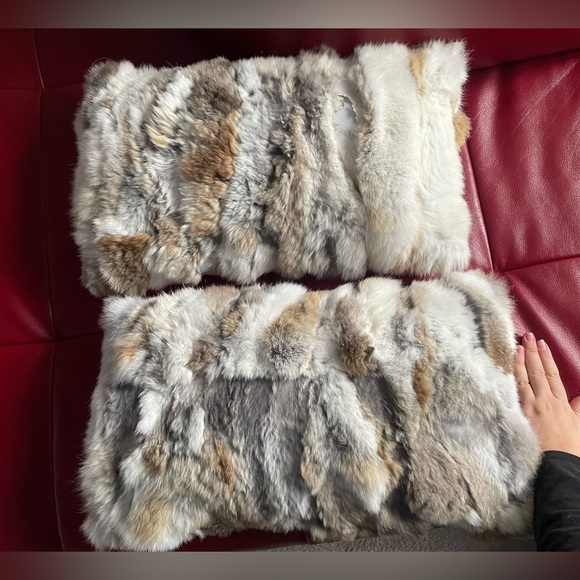 Rabbit decorative pillows - Picture 3 of 4